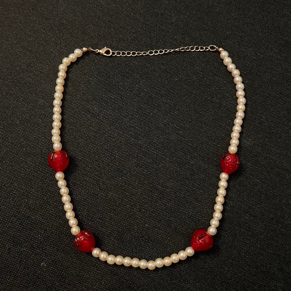 brandy melville 16 inch strawberry beaded choker